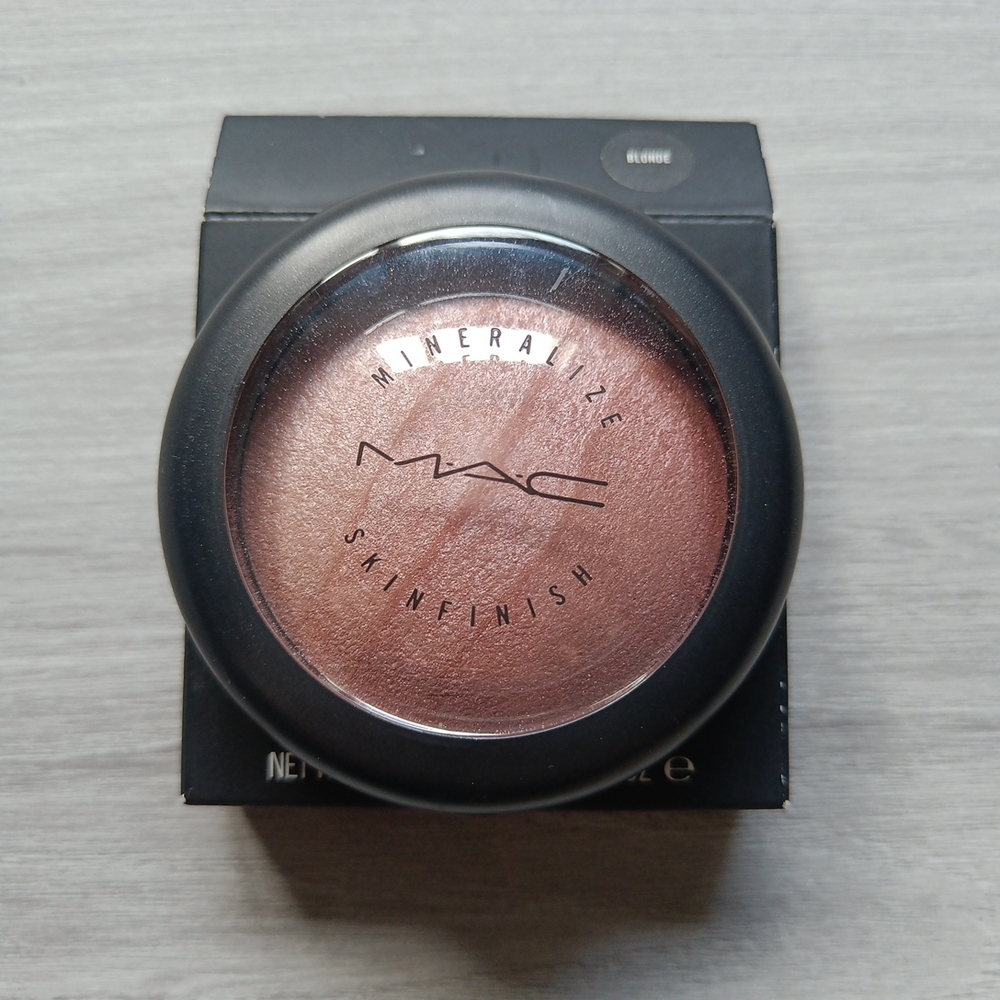 MAC Cosmetics Mineralize Skinfinish - Blonde